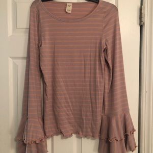 Free People top flared sleeves
